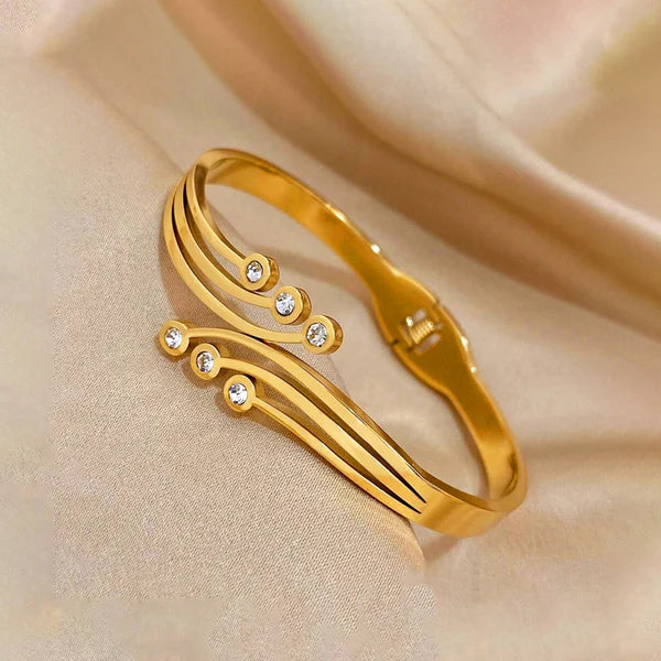 18k gold plated Anti Tarnish Geometric Bracelet