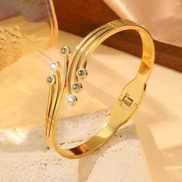 18k gold plated Anti Tarnish Geometric Bracelet