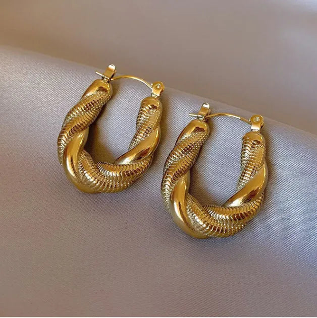 18K Gold plated  Twist Classic Style Waterproof Ear Studs